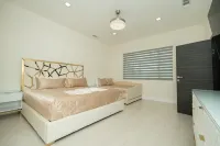 Hideaway Paradise 15 Min to Coachella Stagecoach