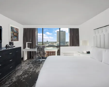 DoubleTree by Hilton Tallahassee Hotels in Tallahassee