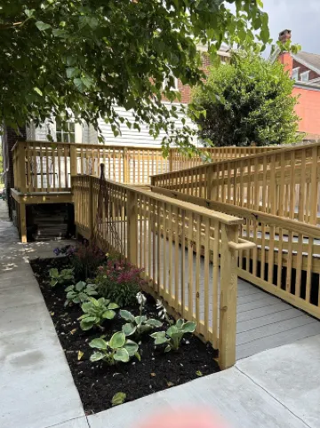 Ideal Location Downtown-Groups&Families! Living Rooms on 3 Levels-Ada Accessible