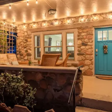 Historic Stone Cottage near Sedona/Jerome