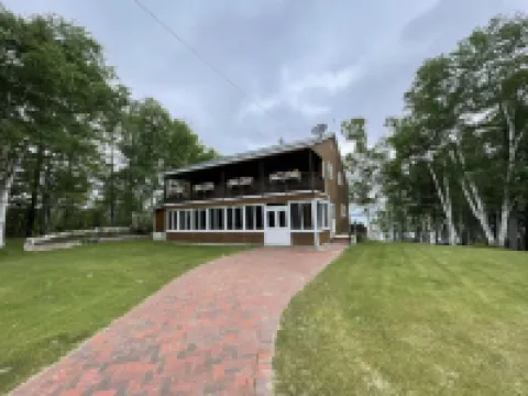 Private Lakefront Gem Within Minutes of Baxter State Park