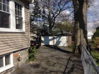 JACARANDA.  A comfortable, secure two-story colonial.  Whole house. 米爾頓住宿飯店