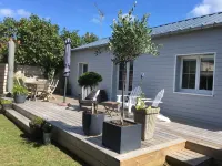 Brand new! Charming, bright, Nordic-designer house 300 m from the sea