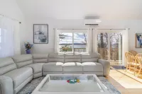 Relaxing Acadia Beachfront Cottage close to Acadia National Park & Bar Harbor.