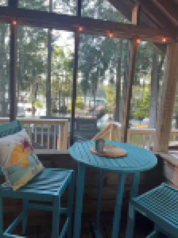 Lakefront tiny cabin amazing view on Lake Marion! Pet friendly & sleeps 6 Hotels in Clarendon County