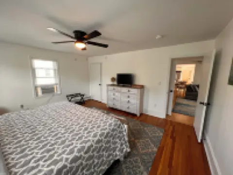 <br>Danvers spacious apt near Salem historic witch town Mall / Hospital Hotels in Danvers