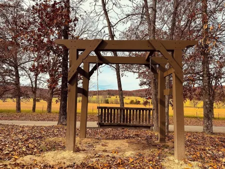 Lake Road Cabin C — Million Dollar Ozark View!