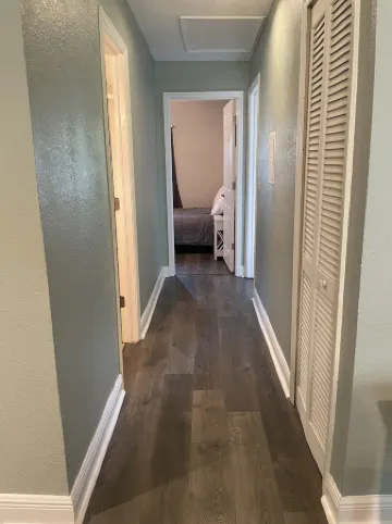 Cute, spacious 2 BR 2 Full BA condo minutes from the beaches