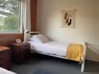 Quiet relaxing home close to beach, lake at your doorstep. Hoteles en Sussex Inlet