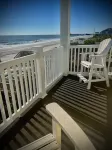 Oceanfront 2 Bd, 2.5 BTH in Surfside!