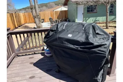 2 min from rt 66- hot tub-firepit-bocceball-bbq