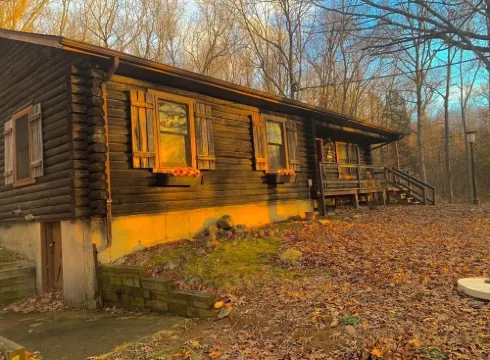 Lake Road Log Cabin A — Million Dollar Ozark view!