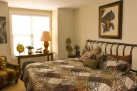 On the Yahara River, access to Madison Lakes Hotels in Monona