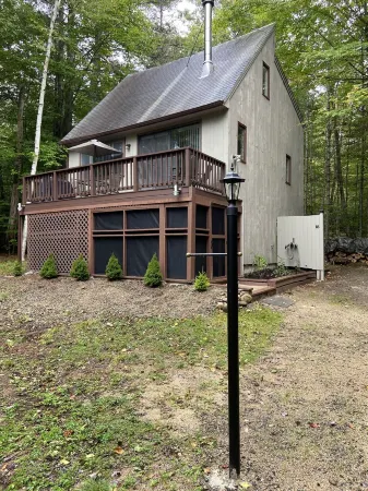 Renovated 3 bedroom 2 bath Smart Home in desirable Waterville Valley Estates