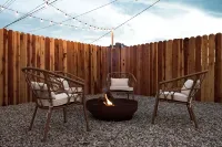 Mystical Oasis: *HOT TUB* Walk to Town | Closest To Park