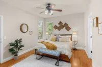 Hot Tub, Lake Access, Firepit, Mins to Hobbs, War Eagle, MTB, DT Rogers +EV
