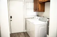 Peaceful & Family Friendly 3BR w/ Large Backyard
