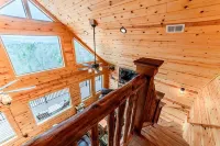 Blueridge Mtn Cabin Million Dollar View on Majestic Mtn Hot Tub  Wifi   Fire Pit