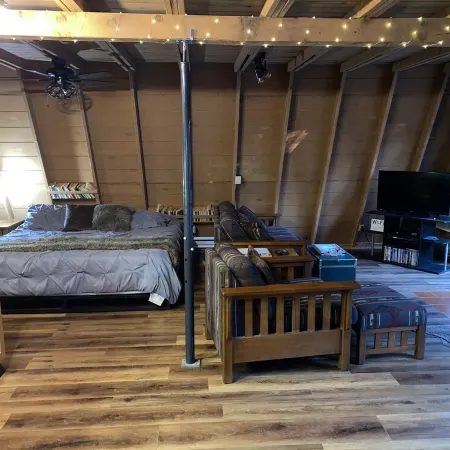 Bailey's Harbor Cabin Secluded in Woods,Walking distance to Kangaroo Lake-DUPLEX