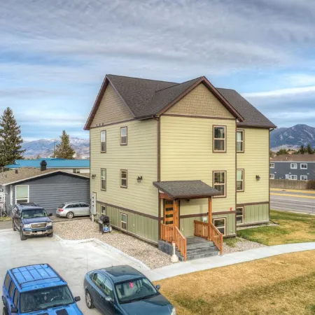 Sweet condo 3 bedroom near MSU, downtown Bozeman