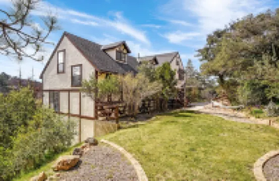 Big 5bd Julian Country Home! 5min to downtown Julian, wineries, hiking.