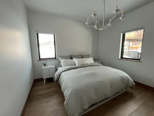 Brand New! Modern Organic Chalet Minutes from Town and the Resort