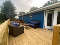 Alice’s Acres Hotels in DeKalb County