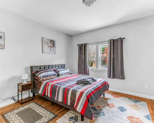 Modern 2BHK - 15 mins bus ride to Time Square, NYC ウェスト・ニューヨークのホテル