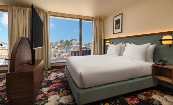 DUO Hotel Lisbon, Curio Collection by Hilton