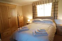 Greenbanks 1 Damerham Self Catering. The Perfect Getaway for Couples
