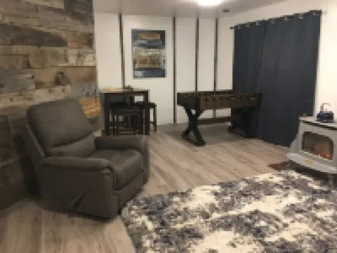 Beautiful View. On the road between Zion and Bryce Canyon. Affordable Family Fun Hotels in Hatch