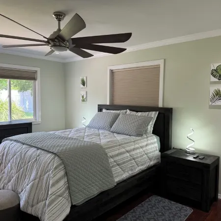 Desert Oasis with in ground pool, 4 bedrooms, 3 baths in the heart of Yakima!