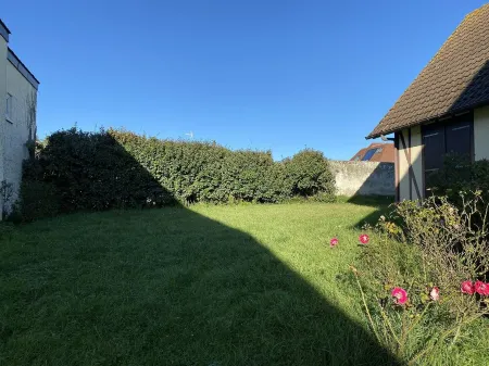 Maison Entièrement Rénovée Située à 50 Mètres de la mer Jardin 4 Chambres 2 SDB