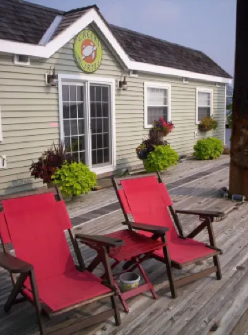 Best of Boston Houseboat Heat/AC in Boston Harbor Suite1 in Historic Navy Yard