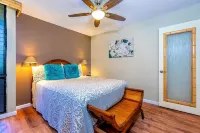 Beautifully upgraded condo in Maui Vista steps from world class beaches. - 2-Star