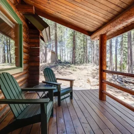 Black Butte Ranch Family Getaway, Short Walk to South Meadow Pool- Sleeps 12