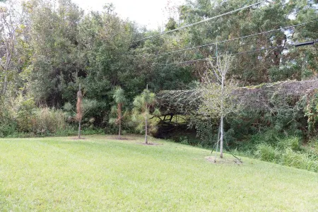 Family Retreat North Отели в г. Себастиан