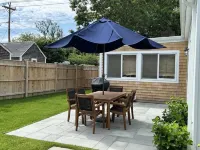 Edgartown Village Home w/ Pool. 4bdrm / 3.5bth Hotels in Edgartown