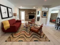 FABULOUS chic Indian Beach / Sapphire Shores house! 새러소타 호텔