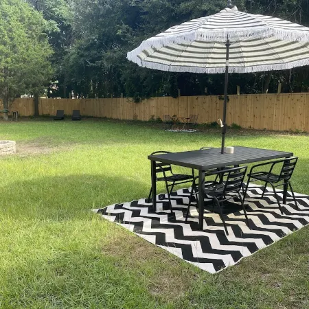 Cottage Downtown Aiken*Horse Events*Pet Friendly*Polo*Golf