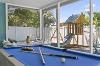 5 min Beaches~Mini Golf~Pool Table~Pets~KING BED +