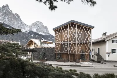 NEW- Messnerhaus Suite - enjoy in style in the center of Seis (Castelrotto)