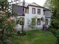 small oasis in Radebeul (for 4 persons)