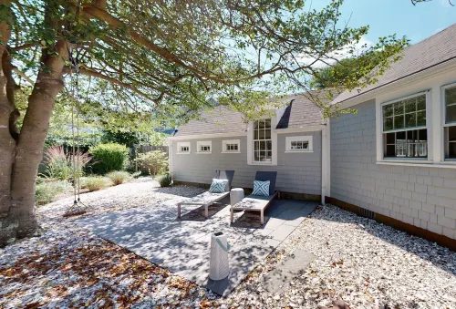 Swedish Blue and Yellow house new 2021!  Just over a block to harbor and Main St