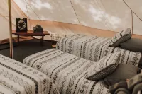 Private Glamping Site at Family-Run Farm, Blind Buck Valley Farmstead Hotels in Washington County