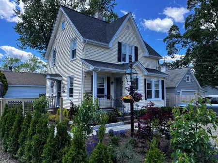 Beautifully Restored 1890’s House in Beautiful Downtown Mystic. 2 Bed & 2 Baths.