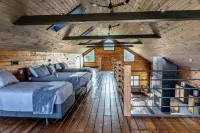 Merritt Dam Road Hill House โรงแรมใน