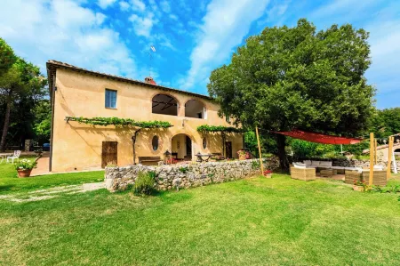 Stunning Villa: 24 guests, private SwimmingPool Отели рядом с достопримечательностью «Castello di Celsa»