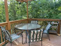Lovely Home near the river and 5 mins to downtown AVL.