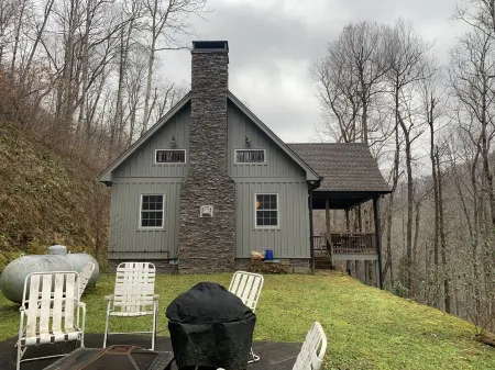 Nantahala River Front Cabin Adjoining National Forest